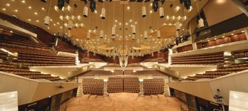 Samy Deluxe und MIKIs Takeover Ensemble