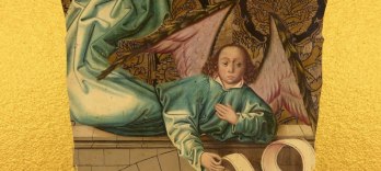 The Light Of The Wolf Does Not Weigh