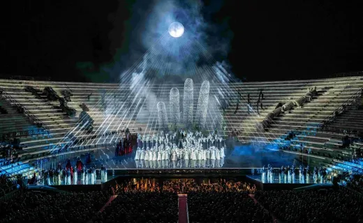 Aida di cristallo 2027